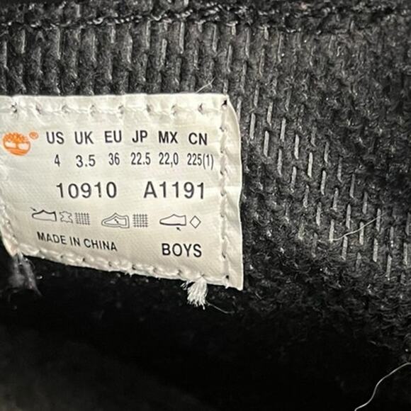 Boys Timberland Classic 6" 10910 Leather Lace-Up Ankle Combat Boot Size 4 Black - Picture 6 of 6